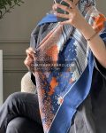 روسری نخی چهارفصل کلورا - مدل 7398 نمای نزدیک